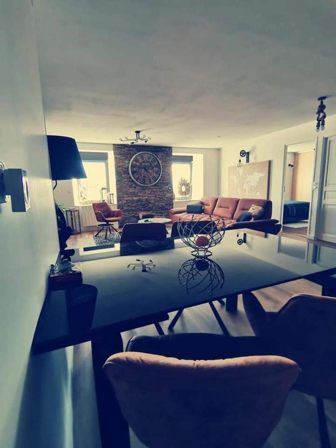 Loft 100M2 Neuf Entierement Equipee Lägenhet Callac Exteriör bild